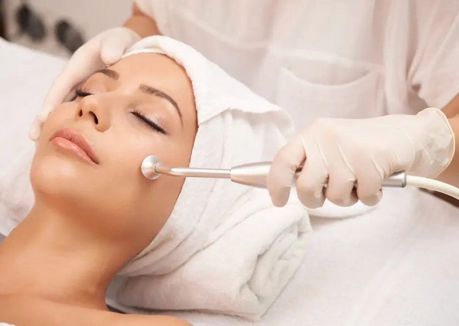 Limpieza Facial Con Microdermoabrasión.